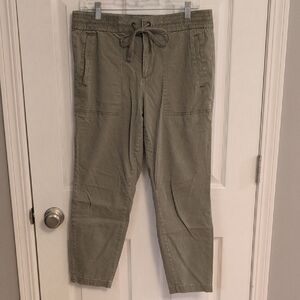 Lou & Grey Olive Cargo Pants for Women